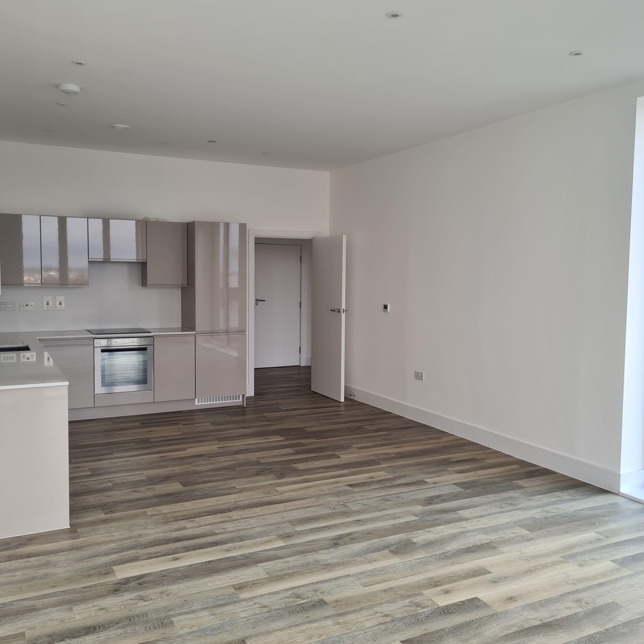 Painting Services in Tottenham Hale