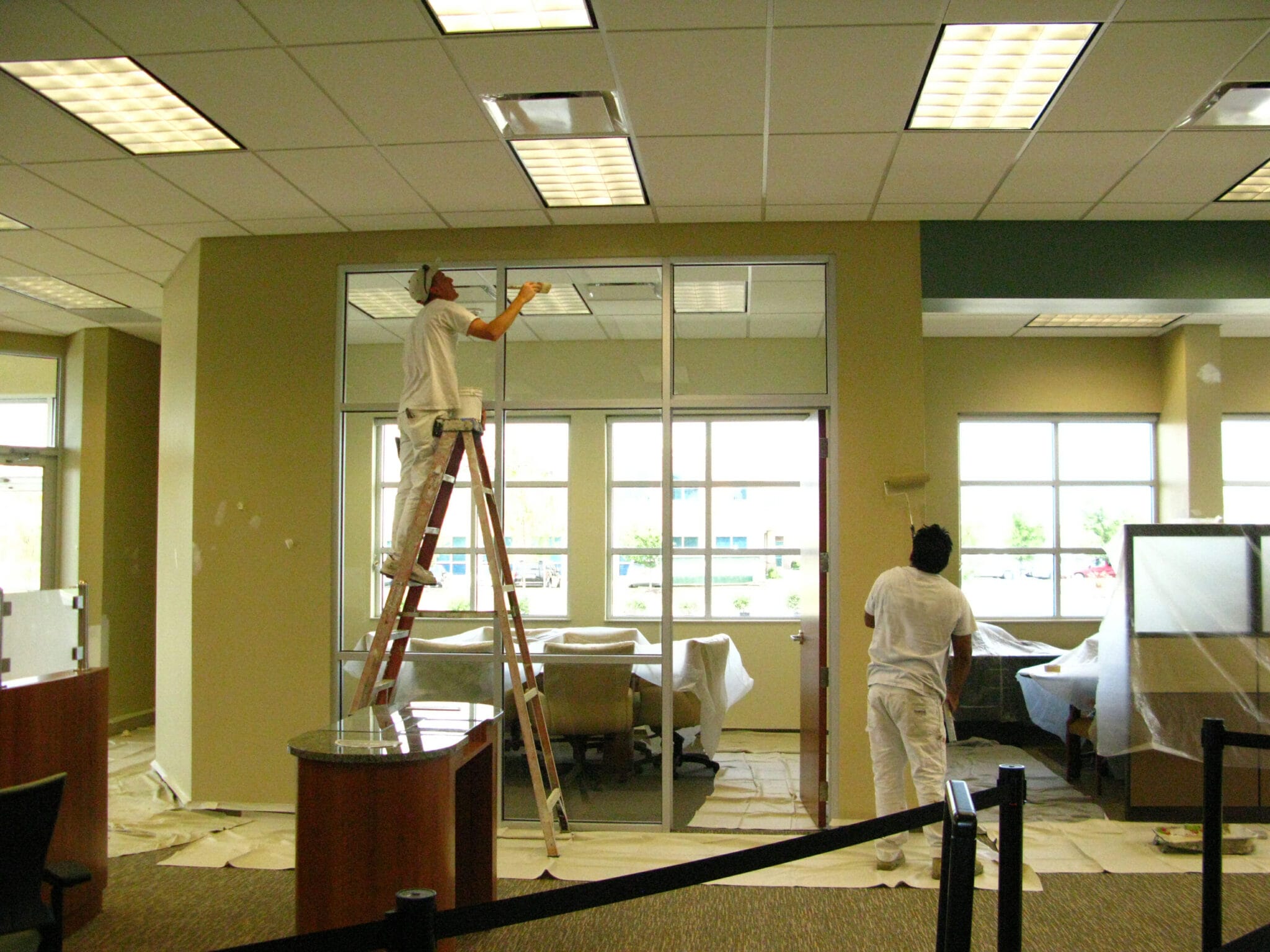 Repaint Your Commercial Building 4 2048x1536 1