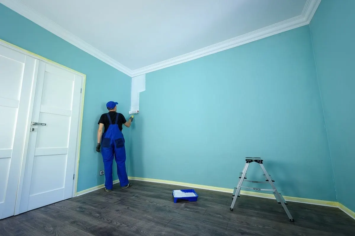 Painting and decorating services